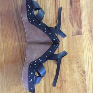 Black Chinese Laundry wedges
